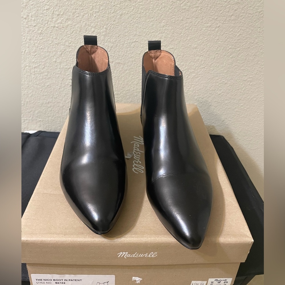 Madewell Black Leather Chelsea Boots